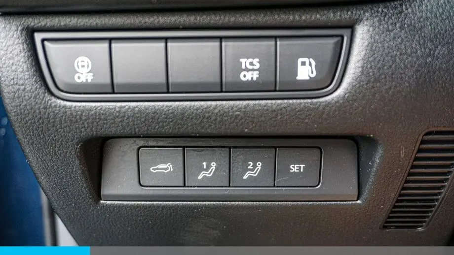 2025 Mazda CX-50 Hybrid Premium
