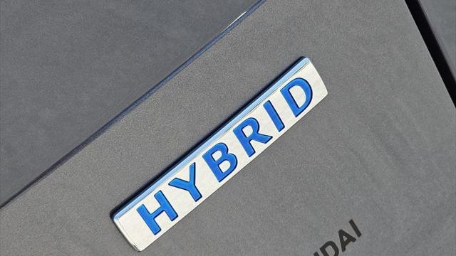 2025 Mazda CX-50 Hybrid Premium Plus