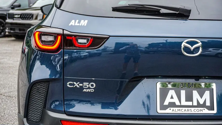 2025 Mazda CX-50 Hybrid Premium Plus
