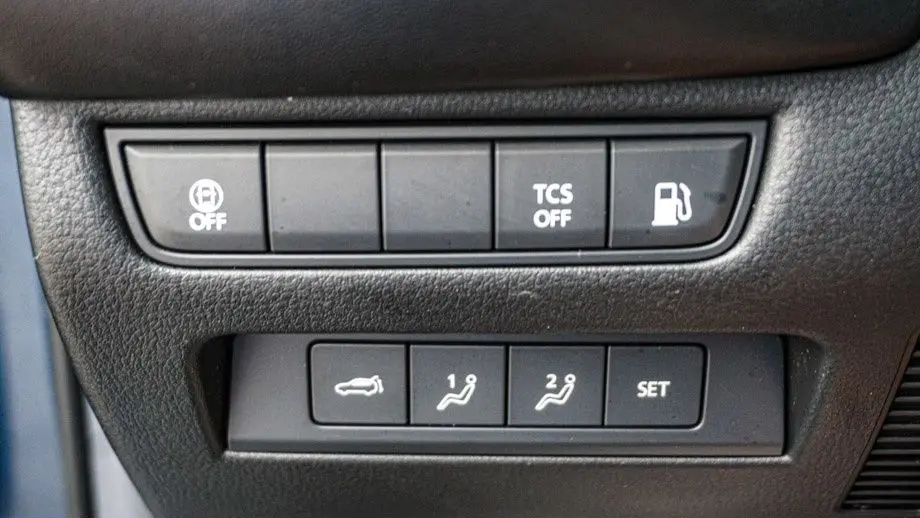 2025 Mazda CX-50 Hybrid Premium Plus