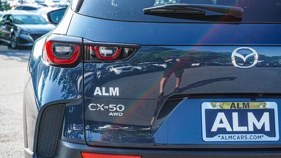 2025 Mazda CX-50 Hybrid Premium Plus