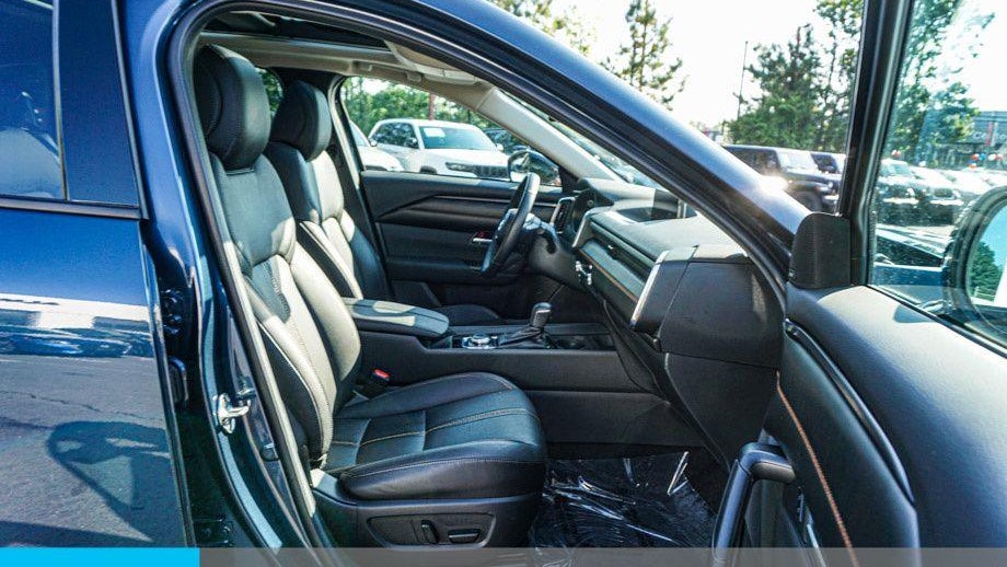 2025 Mazda CX-50 Hybrid Premium Plus