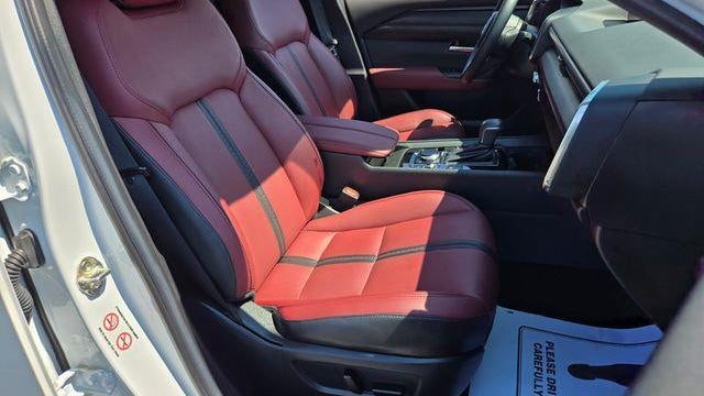 2025 Mazda CX-50 Hybrid Premium Plus