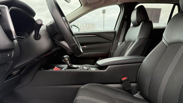 2025 Mazda CX-50 2.5 S Preferred