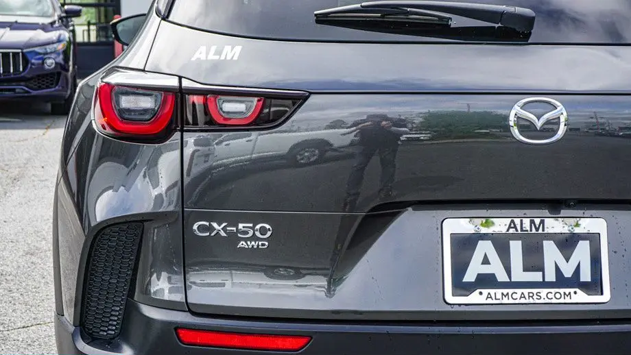 2025 Mazda CX-50 2.5 S Preferred