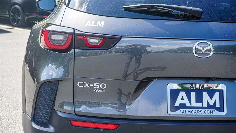 2025 Mazda CX-50 2.5 S Preferred