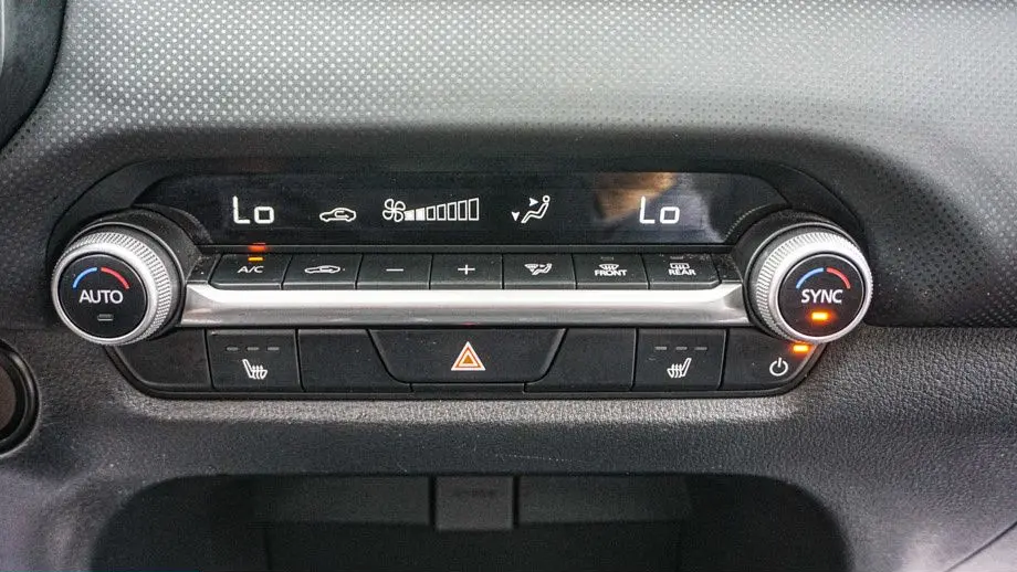 2025 Mazda CX-50 2.5 S Preferred