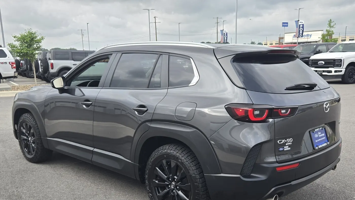 2023 Mazda CX-50 2.5 S Preferred Plus