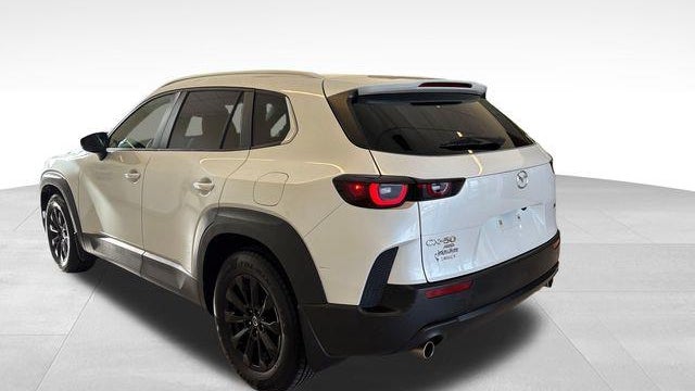 2023 Mazda CX-50 2.5 S Preferred Plus