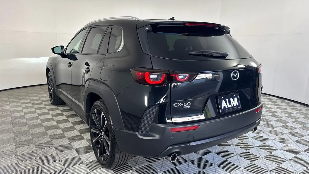 2026 Mazda CX-50 2.5 S Premium