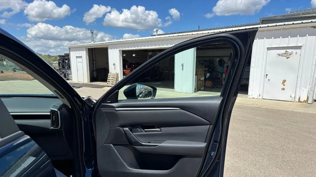 2024 Mazda CX-50 2.5 S Premium