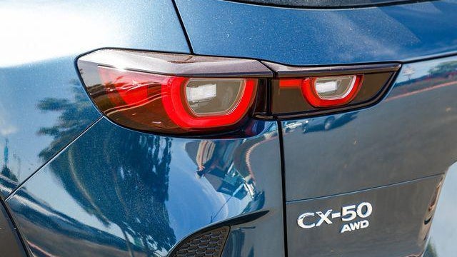 2024 Mazda CX-50 2.5 S Premium
