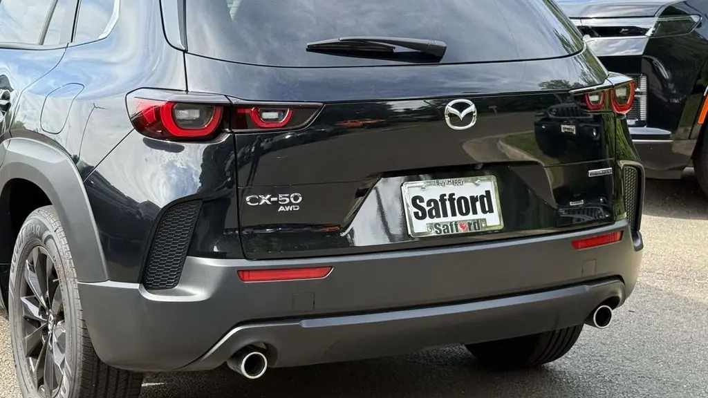 2025 Mazda CX-50 2.5 S Premium
