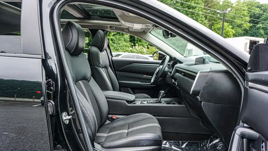2025 Mazda CX-50 2.5 S Premium