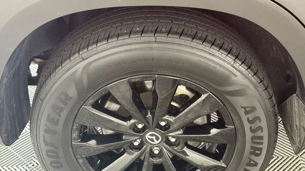 2025 Mazda CX-50 2.5 S Premium