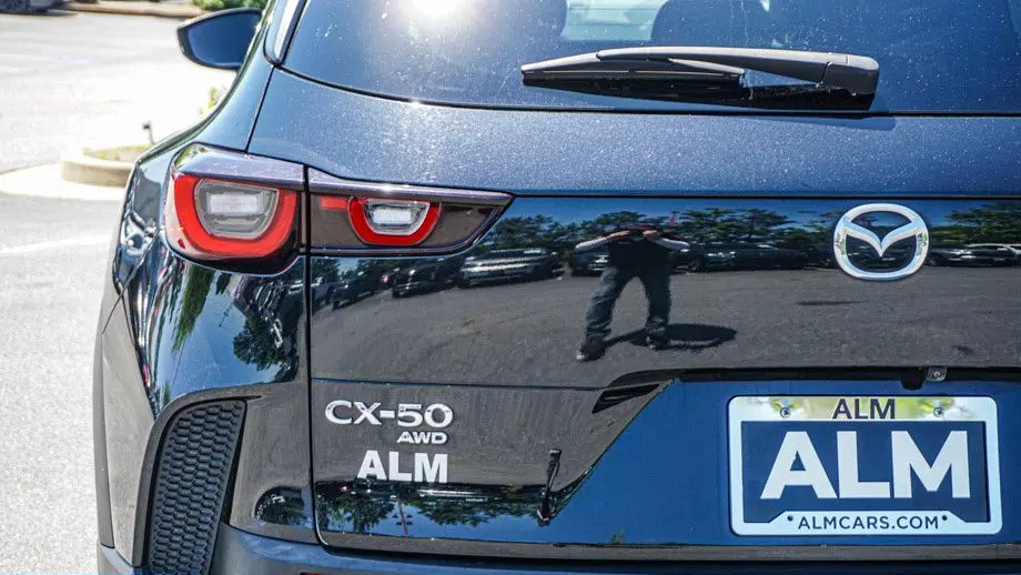 2025 Mazda CX-50 2.5 S Premium