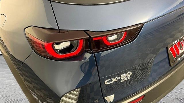 2025 Mazda CX-50 2.5 S Premium