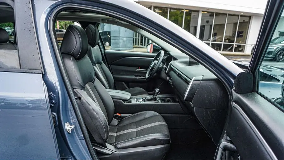 2025 Mazda CX-50 2.5 S Premium