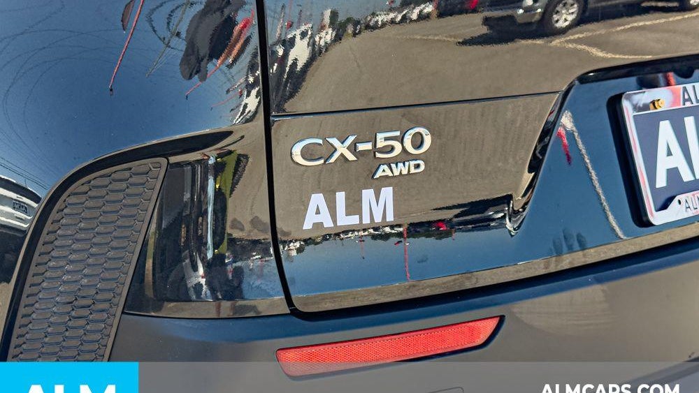 2025 Mazda CX-50 2.5 S Premium