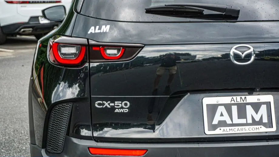 2025 Mazda CX-50 2.5 S Premium