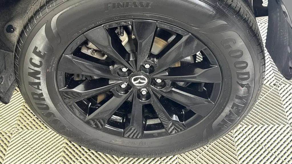 2025 Mazda CX-50 2.5 S Premium