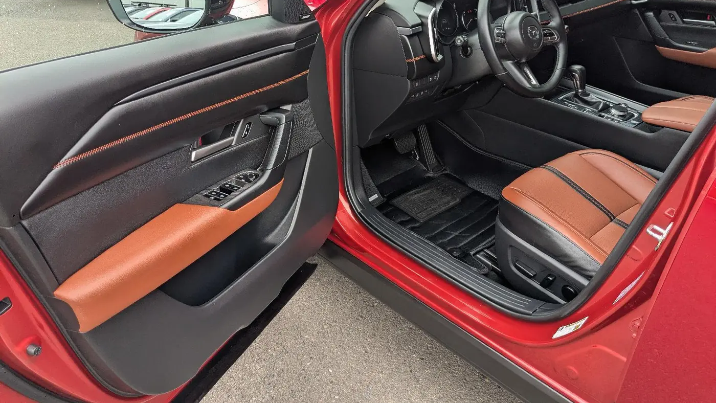 2025 Mazda CX-50 2.5 Turbo Premium