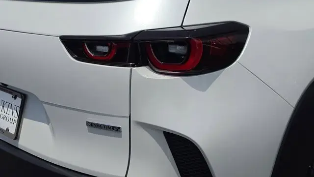 2025 Mazda CX-50 2.5 S Premium Plus
