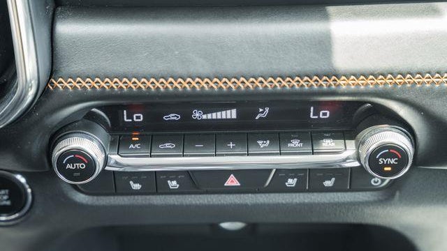 2025 Mazda CX-50 2.5 S Premium Plus