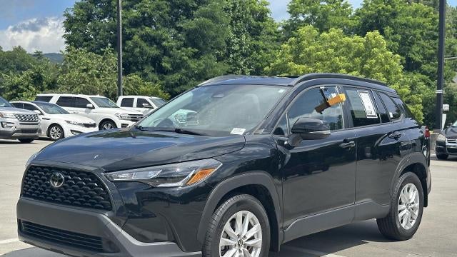 2024 Toyota Corolla Cross LE