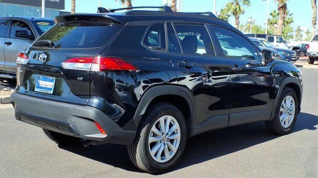 2023 Toyota Corolla Cross LE
