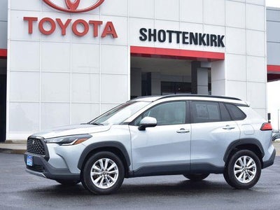 2022 Toyota Corolla Cross LE 4DR Crossover
