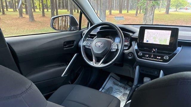 2023 Toyota Corolla Cross LE