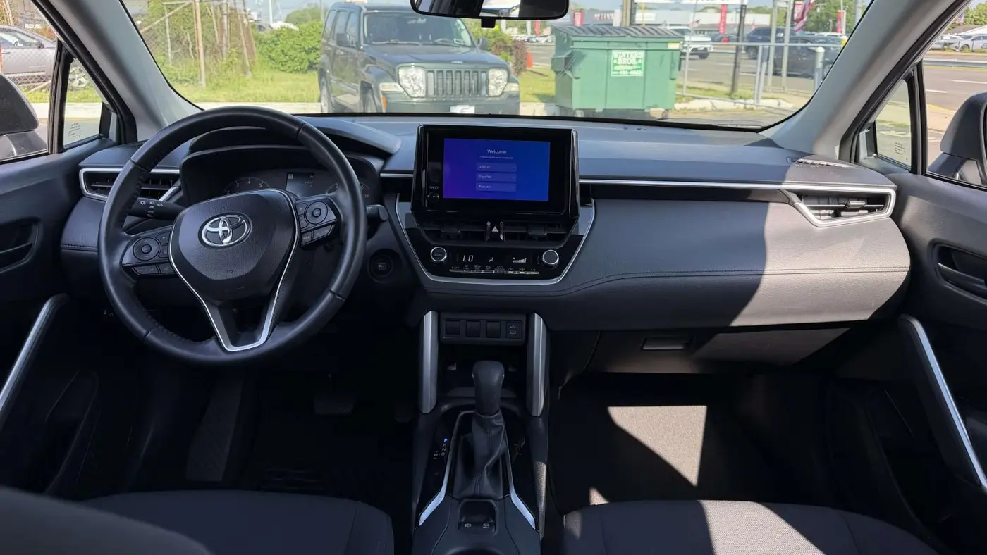 2024 Toyota Corolla Cross LE