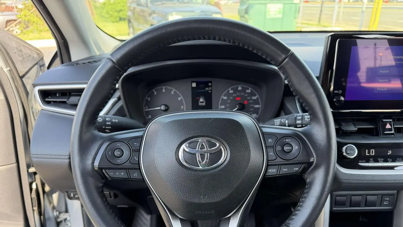 2024 Toyota Corolla Cross LE