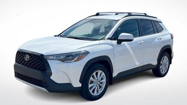 2024 Toyota Corolla Cross LE
