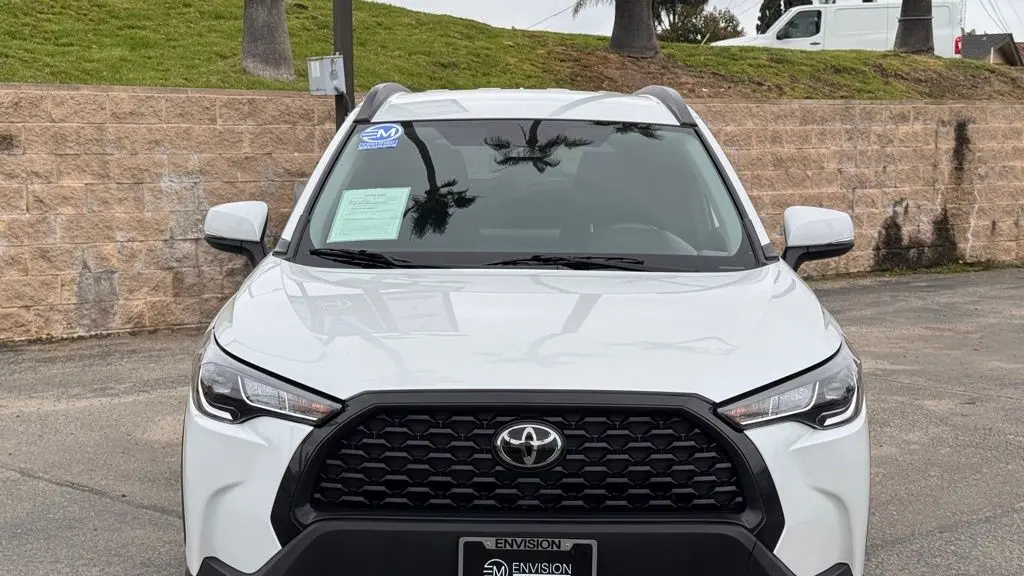 2024 Toyota Corolla Cross LE