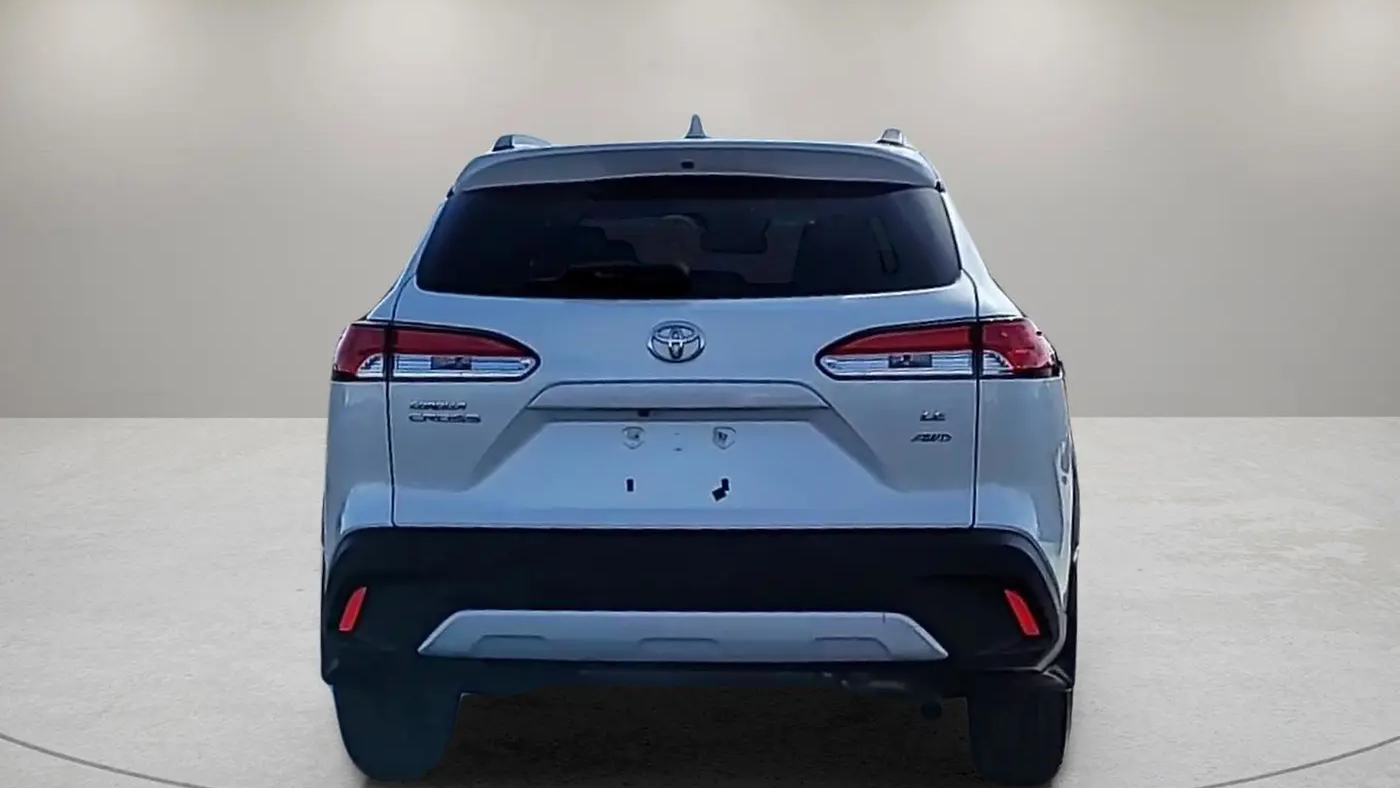 2024 Toyota Corolla Cross LE