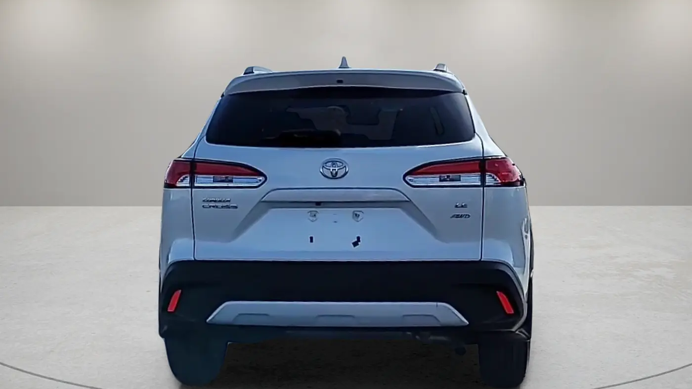 2024 Toyota Corolla Cross LE
