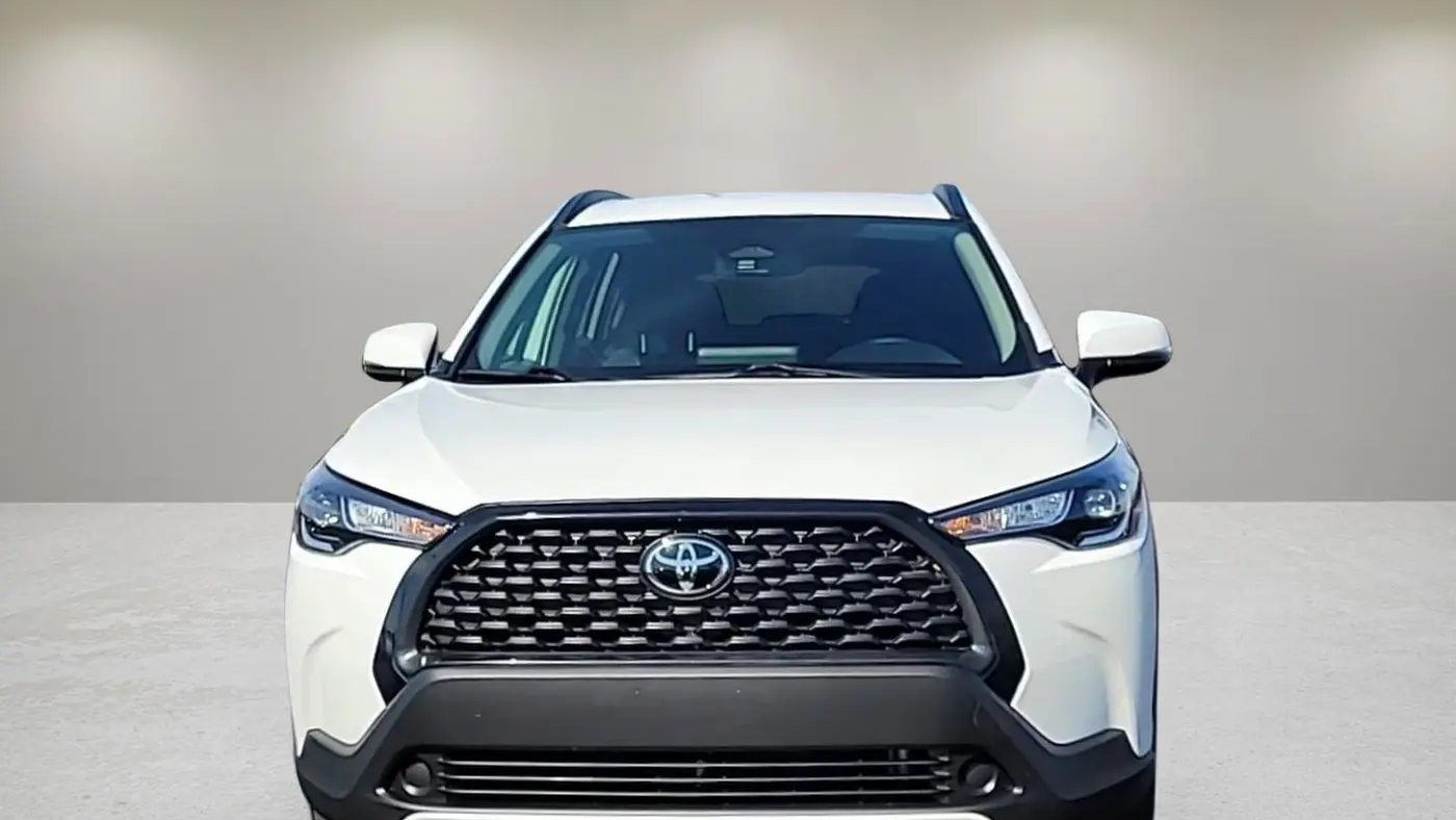 2024 Toyota Corolla Cross LE