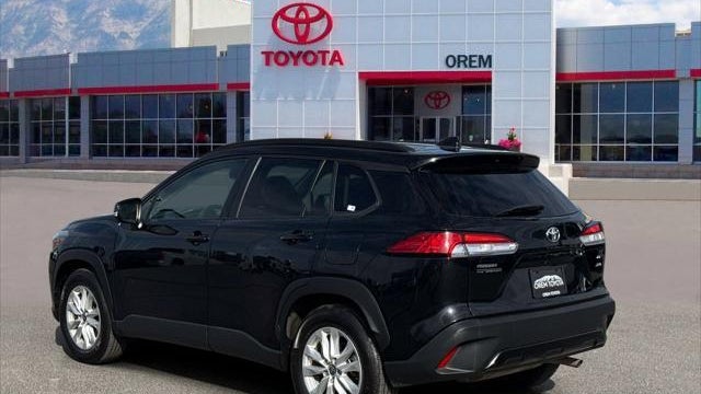 2024 Toyota Corolla Cross LE