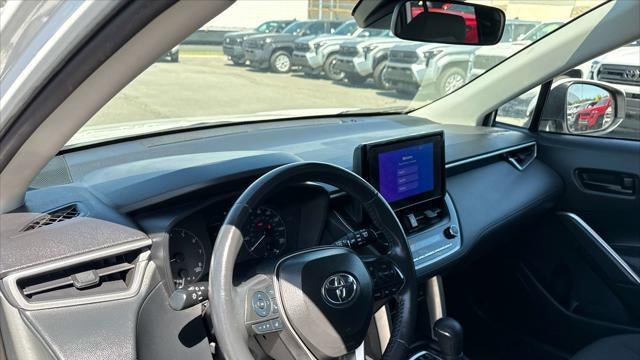2024 Toyota Corolla Cross LE