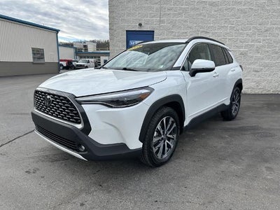 2023 Toyota Corolla Cross XLE 4DR Crossover