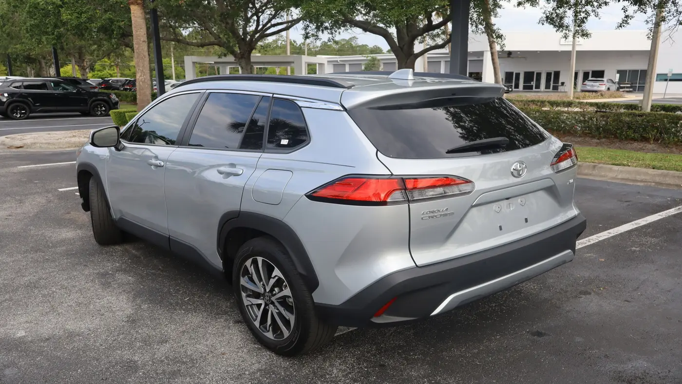 2022 Toyota Corolla Cross XLE