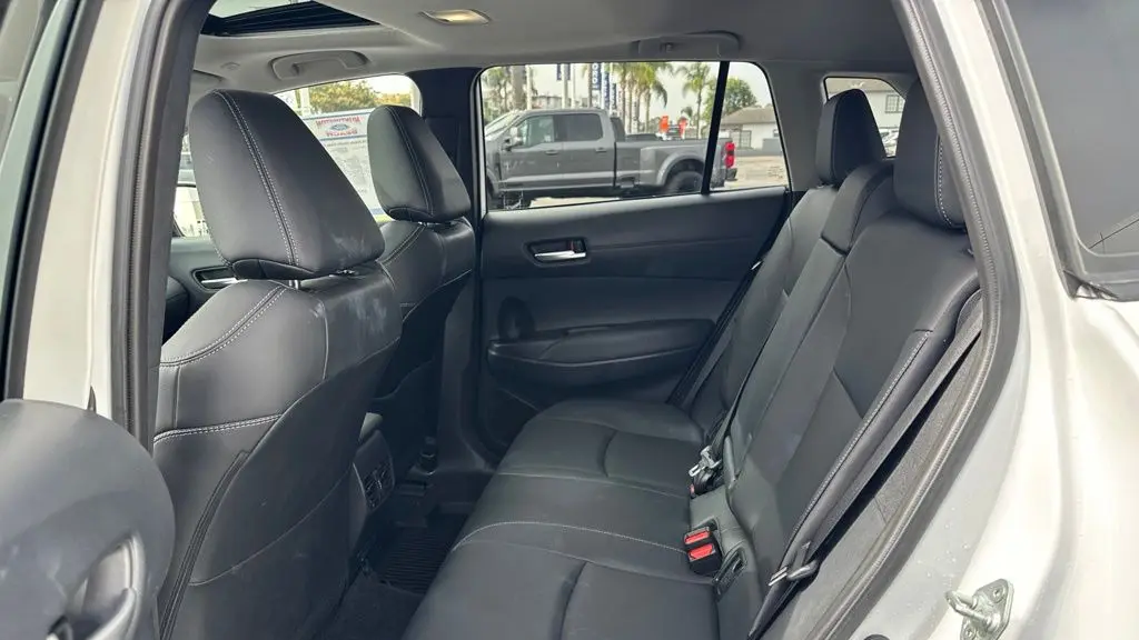 2024 Toyota Corolla Cross XLE