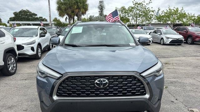 2023 Toyota Corolla Cross XLE
