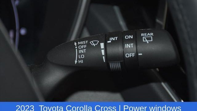 2023 Toyota Corolla Cross XLE