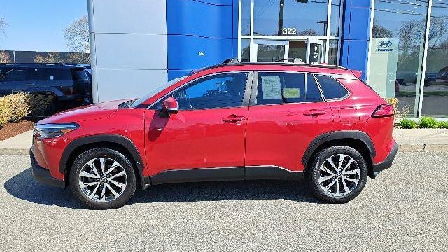 2023 Toyota Corolla Cross XLE