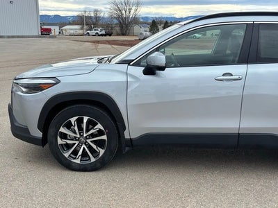 2024 Toyota Corolla Cross AWD XLE 4DR Crossover