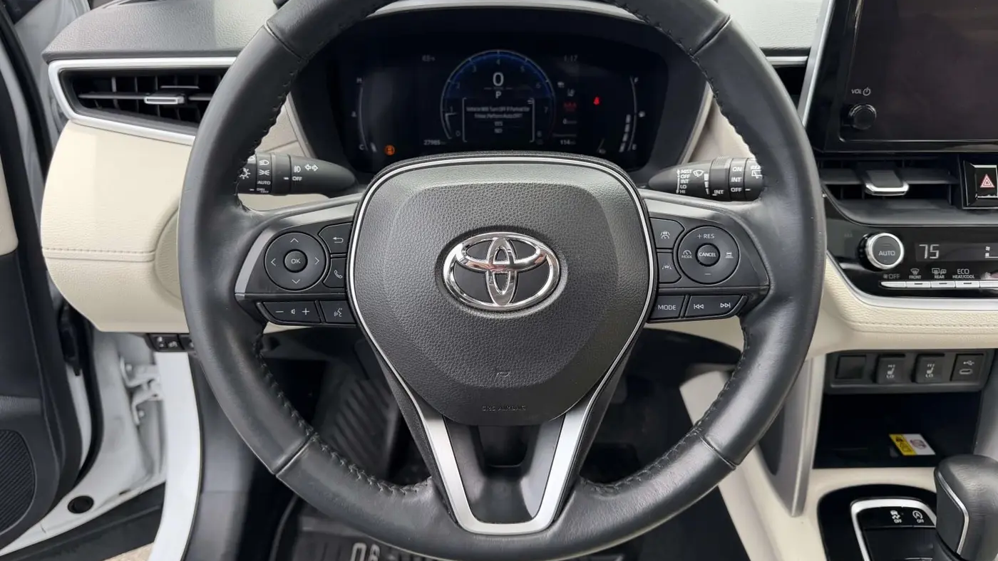 2023 Toyota Corolla Cross XLE