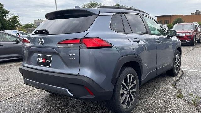 2023 Toyota Corolla Cross XLE